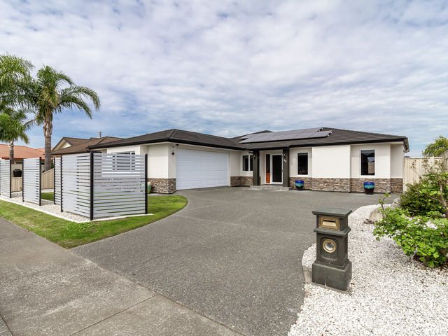 30 Pinotage Drive Greenmeadows