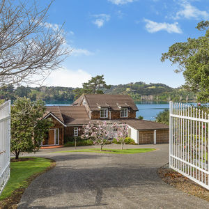 84 Cormier Pike Apt. 054 - Balgowlah heights