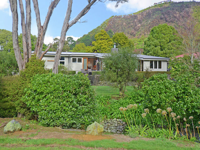 633 Main Road North Te Marua