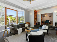 photo property thumbnail