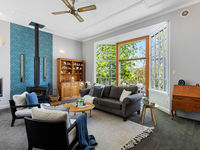 photo property thumbnail