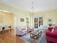 photo property thumbnail