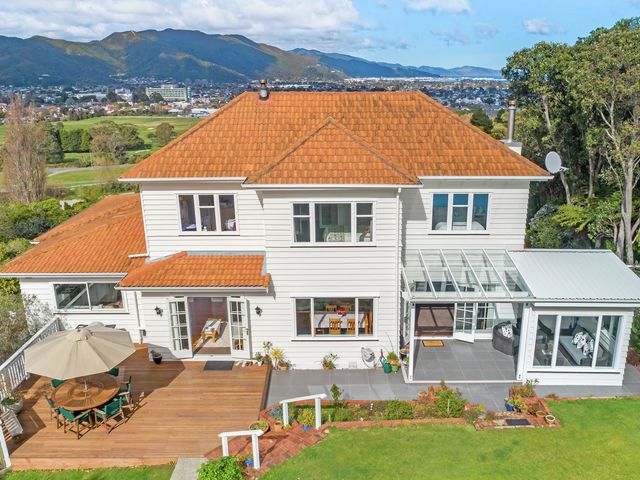 9 Natusch Road Belmont