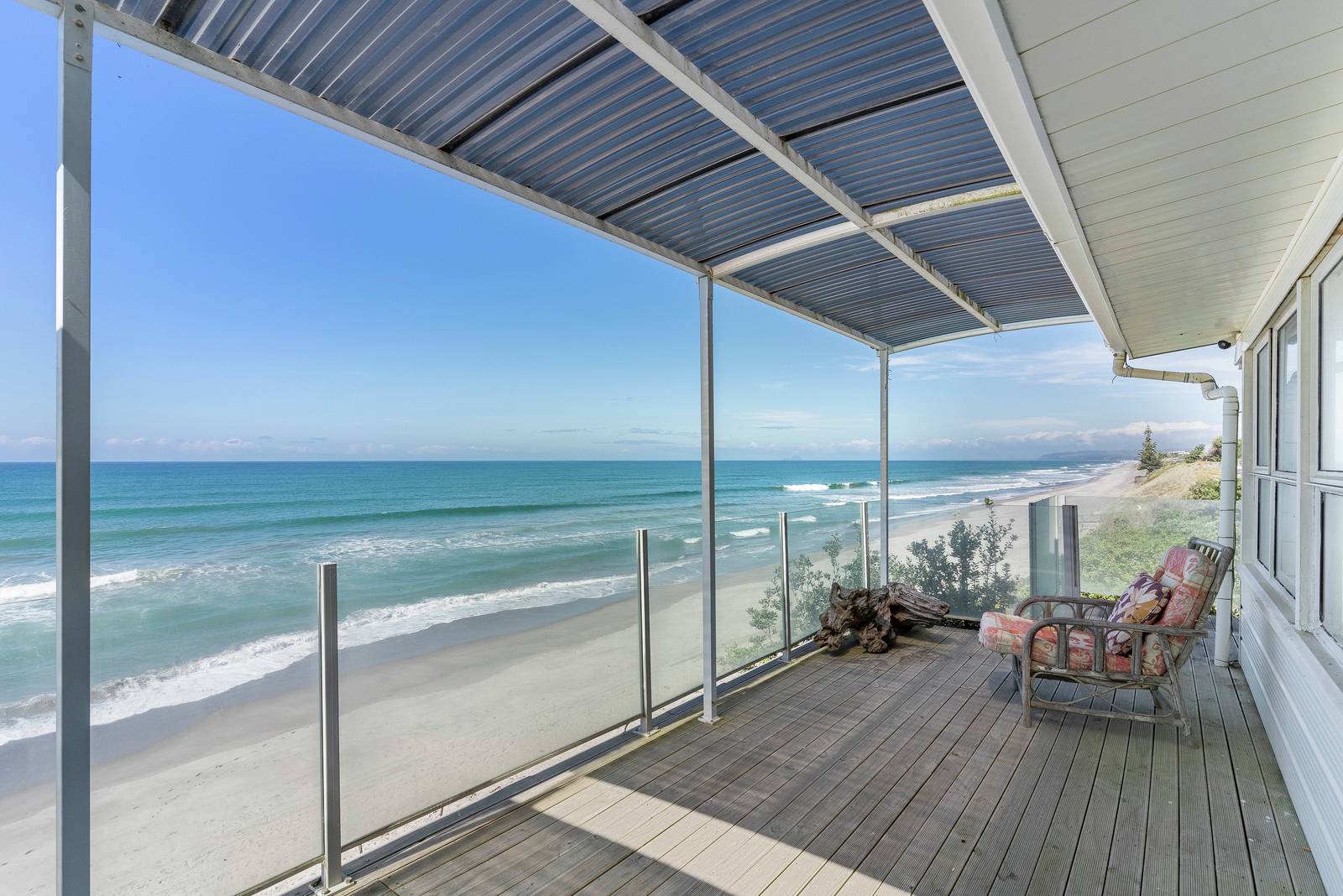 215 Pukehina Parade, Pukehina 3 Bed House For Sale