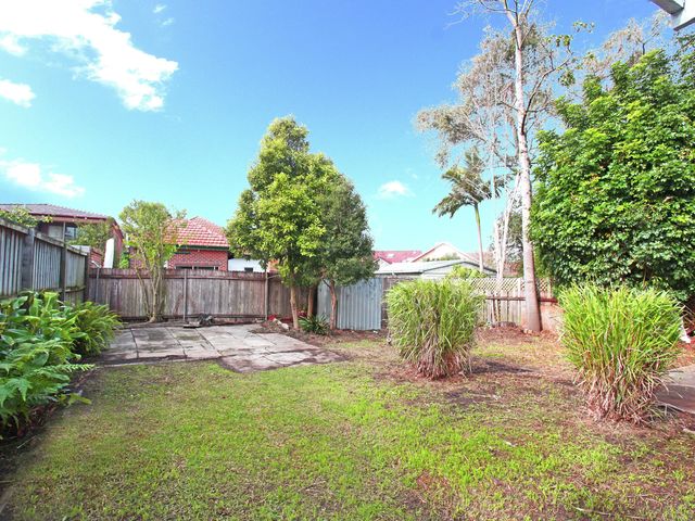 37 Alpha Road Willoughby