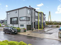 photo property thumbnail