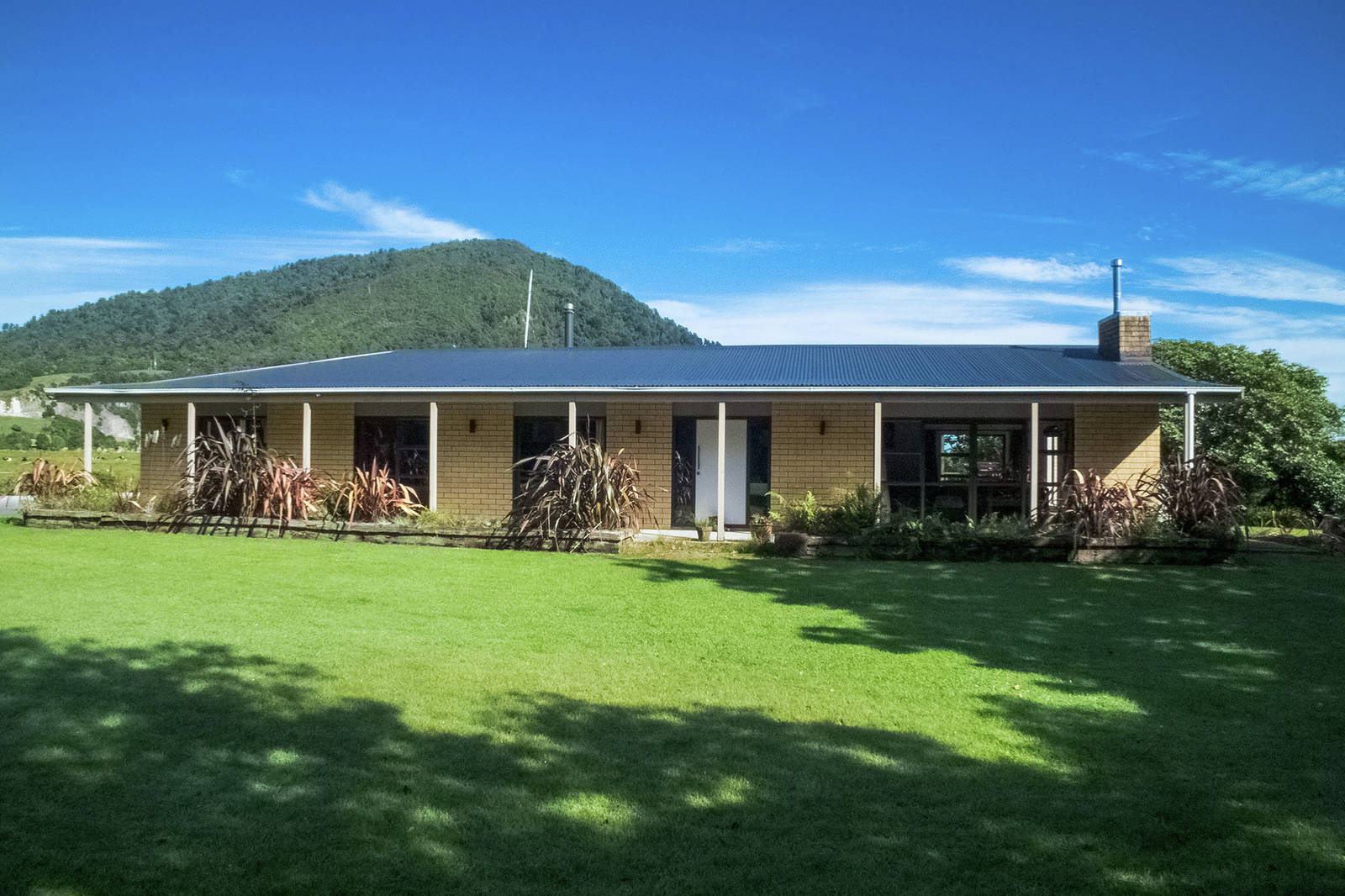 1798 KaniereKowhitirangi Road, Kokatahi 4 Bed House For Sale