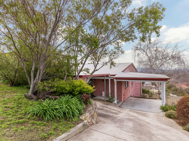 42 Phillipson Crescent  Calwell