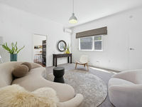 photo property thumbnail