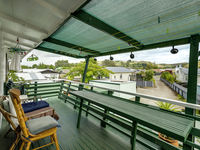 photo property thumbnail