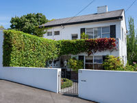 photo property thumbnail