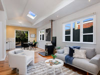 photo property thumbnail