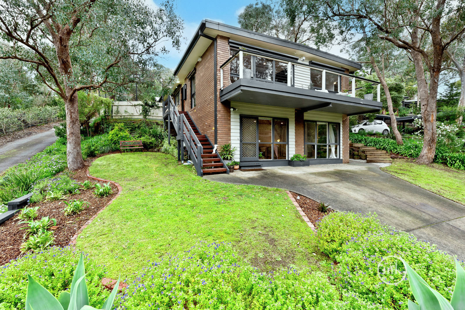 83 Valonia Drive, Eltham 3 Bed House Private Sale