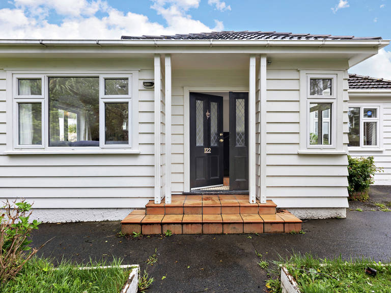 122 Donald Street Karori