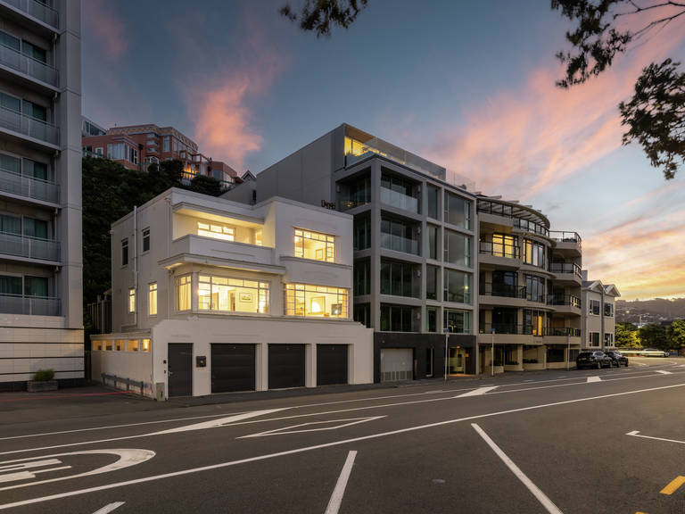 90 Oriental Parade Oriental Bay