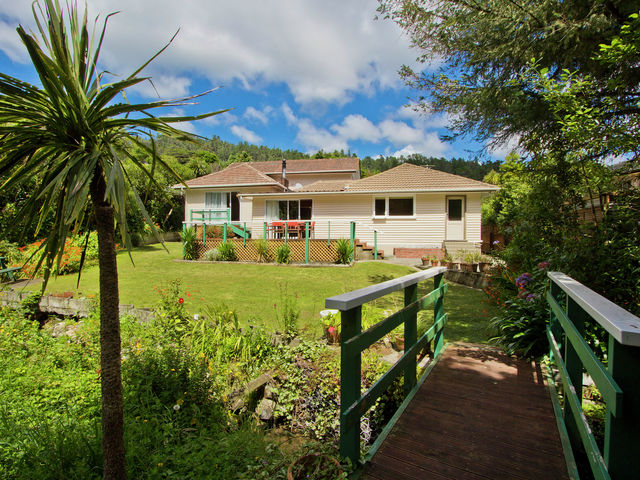 71 Kamahi Street Stokes Valley