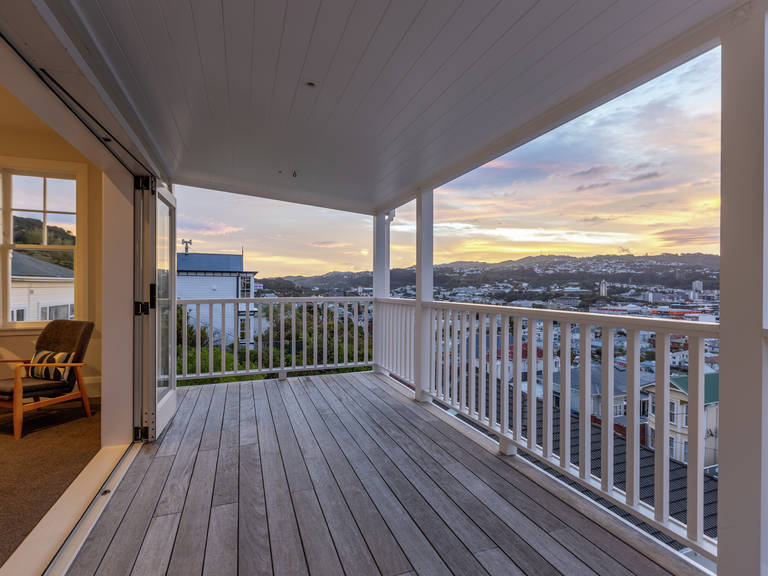 17 Austin Street Mount Victoria