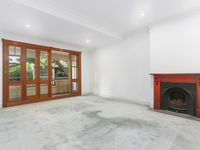 photo property thumbnail