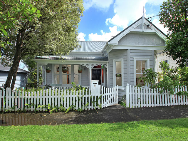 35 Aitken Terrace Kingsland