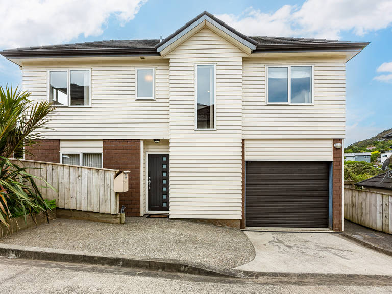 5/16 Black Rock Road Newlands