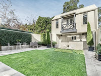 photo property thumbnail