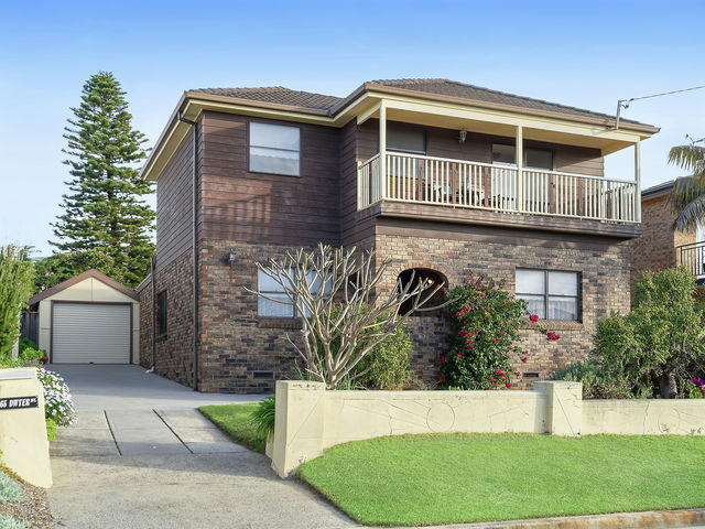 65 Dwyer Avenue Little Bay