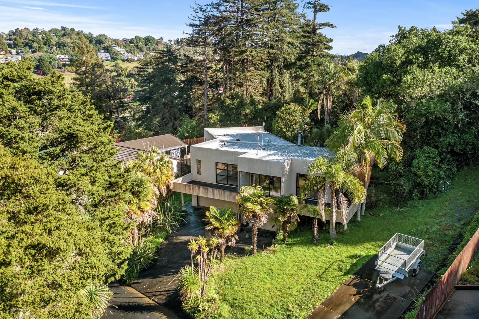 5 Redwood Rise, Horahora 4 Bed House Private Sale