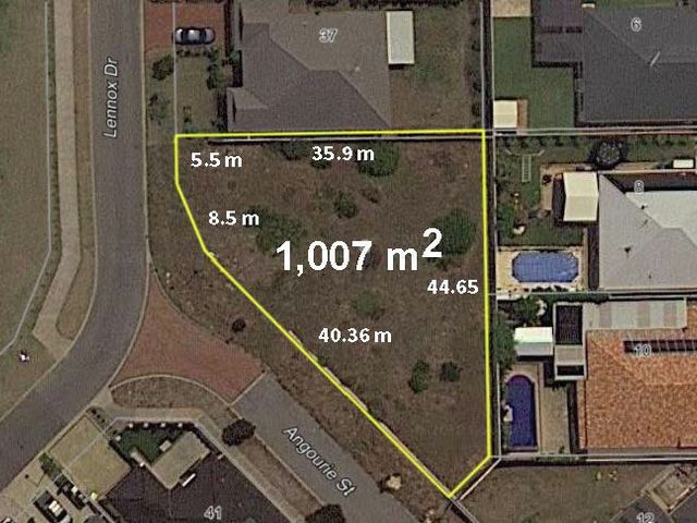 8 Angourie St Secret Harbour