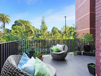 photo property thumbnail