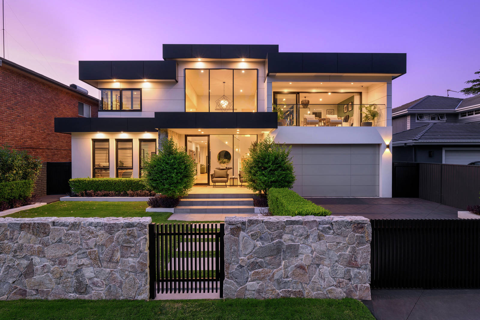 52 River Road, Emu Plains 6 Bed House For Sale