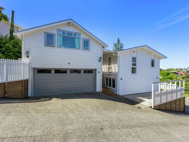 38 Colmar Road Mellons Bay