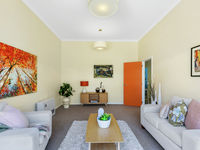 photo property thumbnail