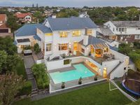 photo property thumbnail