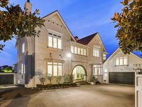 photo property thumbnail