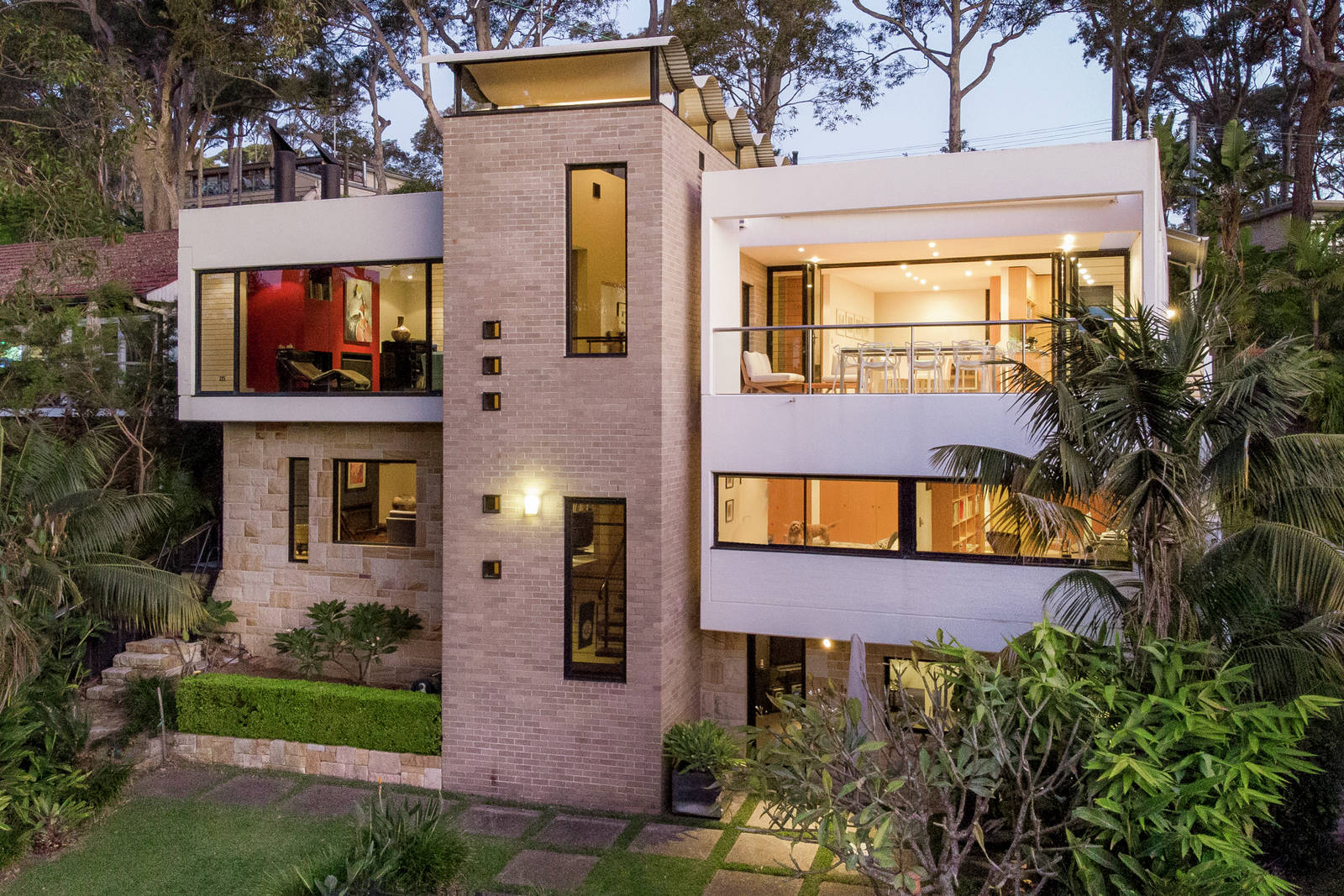 23 Herbert Avenue, Newport 4 Bed House Private Treaty