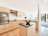 photo property thumbnail