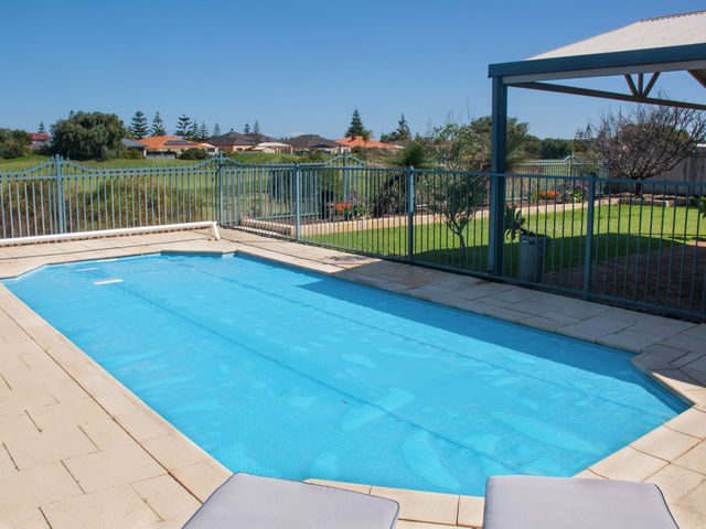 19 Porto Santo Green SECRET HARBOUR