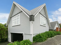 photo property thumbnail