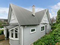 photo property thumbnail