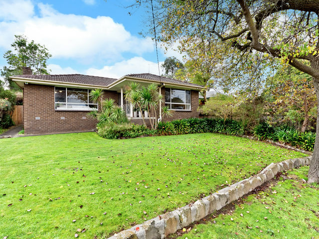 53 Meakin Street Watsonia North