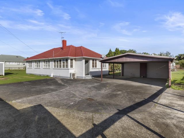 16A  Ashton Avenue Otara