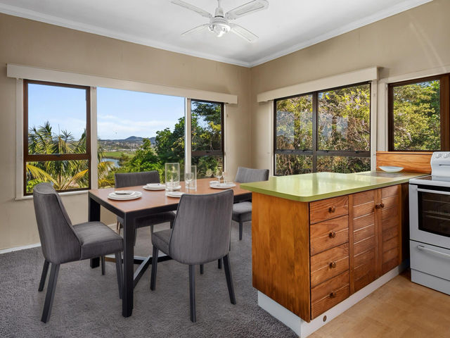 80 Mackesy Road Parahaki