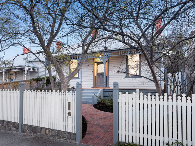 39 Tyne Street Box Hill North
