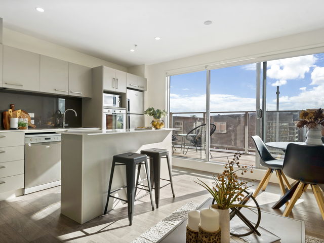 102D/160 Hobsonville Point Road Hobsonville
