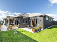 photo property thumbnail