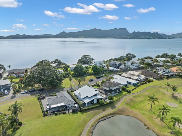 13 Barbados Way One Tree Point