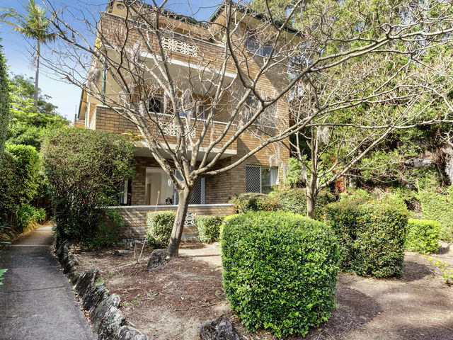 1/4 Ross Street Gladesville