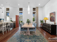 photo property thumbnail