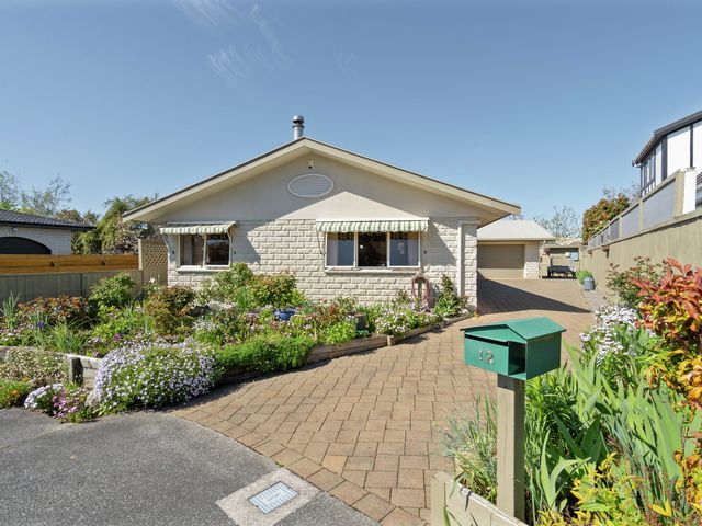 12 Rewa Place Lansdowne