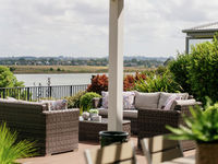 photo property thumbnail